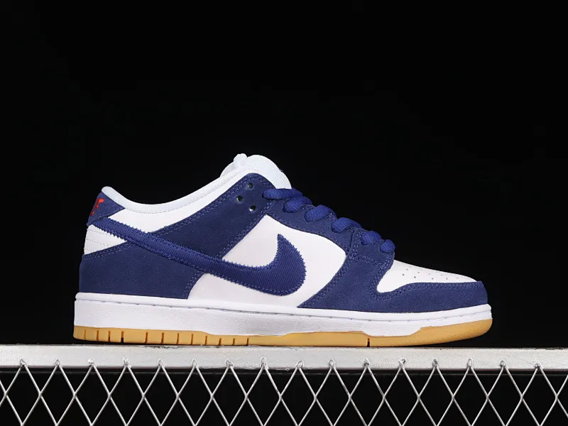 All Categories Nk SB Dunk Series Nk SB Dunk Low Low-top Sneakers F Version Nk SB Dunk Low White and Blue Los Angeles Dodgers SB Smashing Backboard Fashion Casual Sneakers DO9395-400